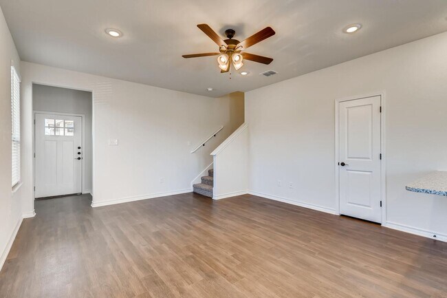 Photo - Lynwood Village Community