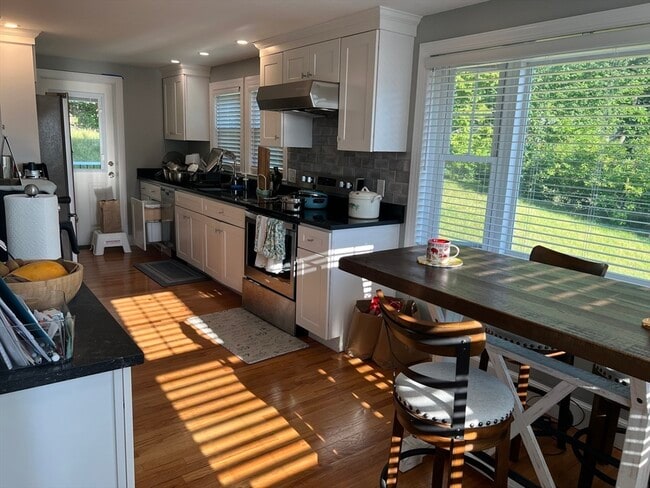 Photo - 40 Elm Knoll Rd