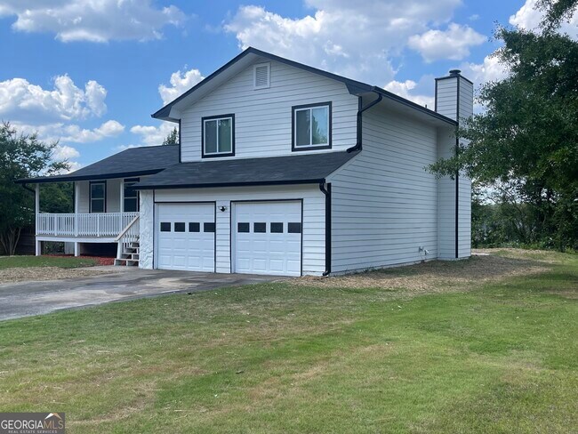 Photo - 235 Deerfield Dr