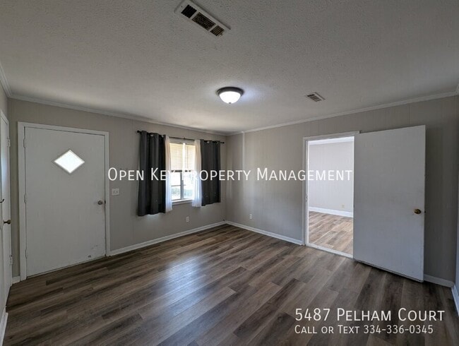 Photo - 5487 Pelham Ct