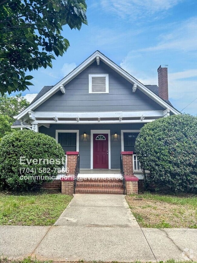 Building Photo - 203 S Elm St Rental