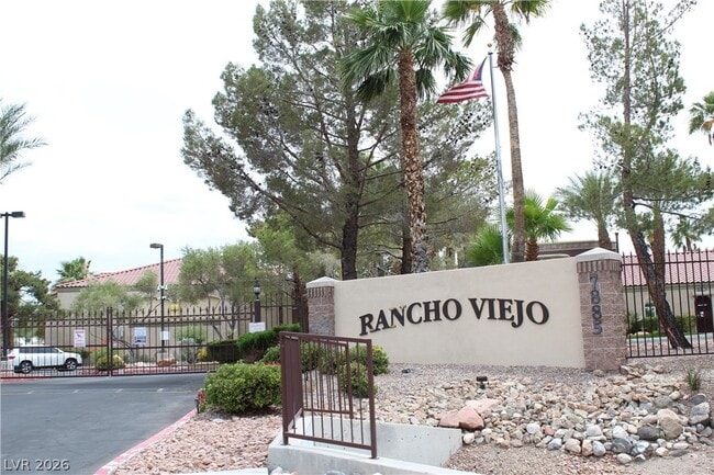 Building Photo - 7885 W Flamingo Rd Unit 2021