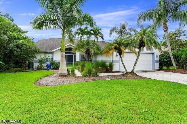 Photo - 589 Lambton Ln