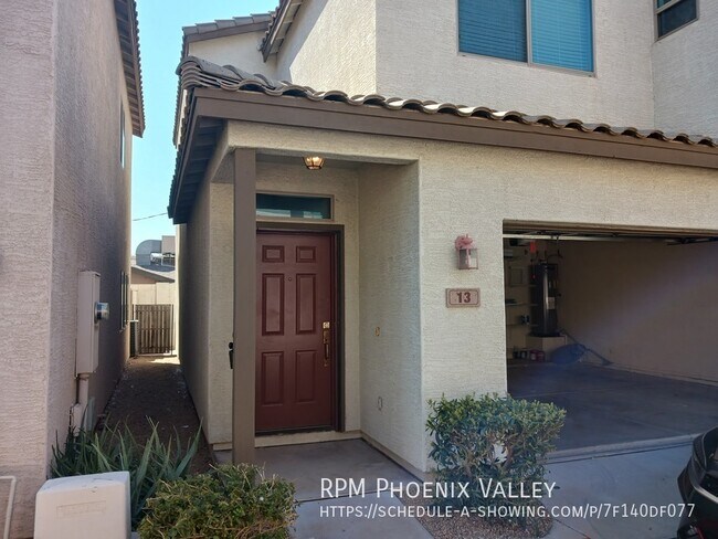 Charming Phoenix 3 Bed / 2.5 Bath Townhome... - Charming Phoenix 3 Bed / 2.5 Bath Townhome...