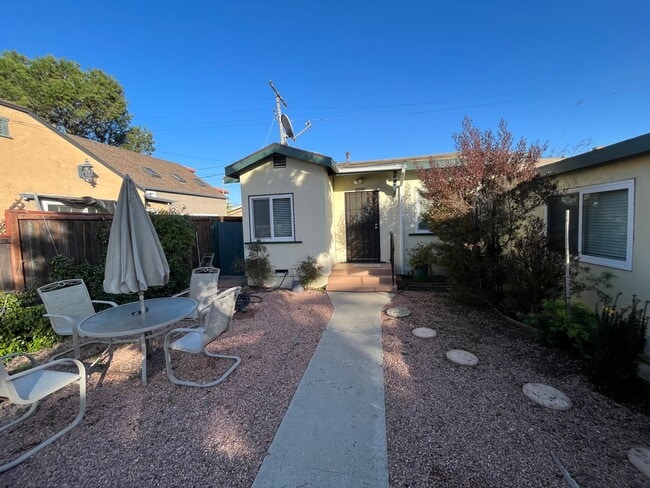 Photo - 4443 Bancroft-A Unidad A