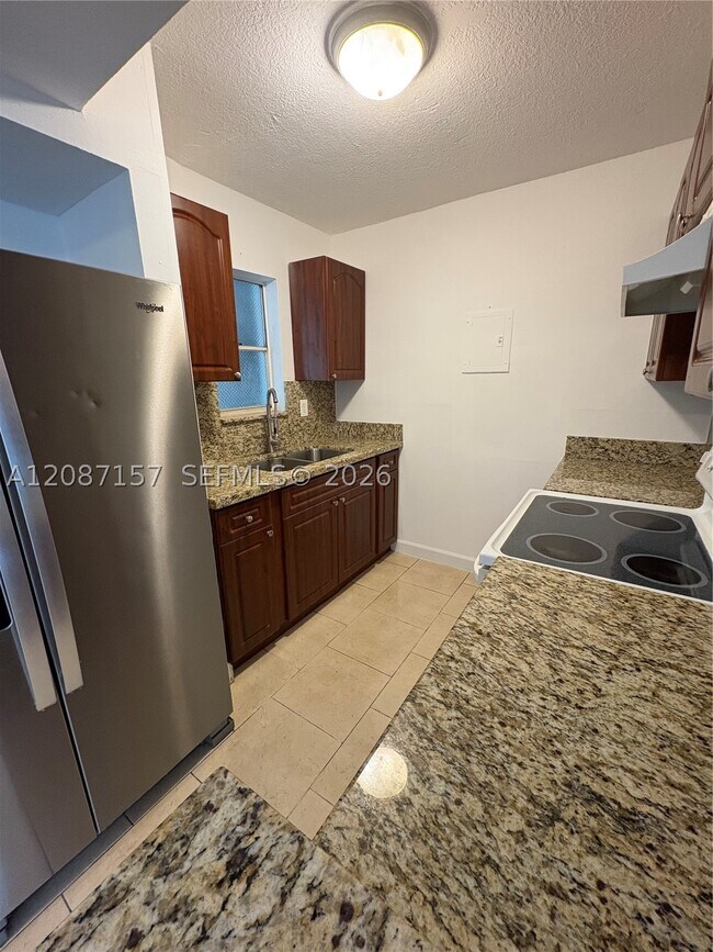 Photo - 633 S Royal Poinciana Blvd Unit B218