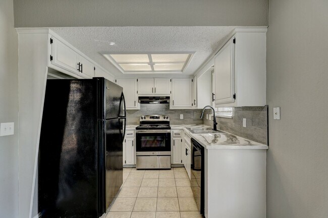 Photo - Duplex Available Now!