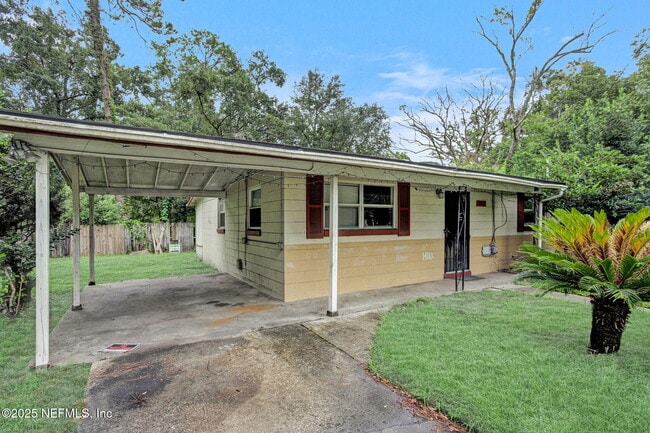 Photo - 7063 Wonderland Ct