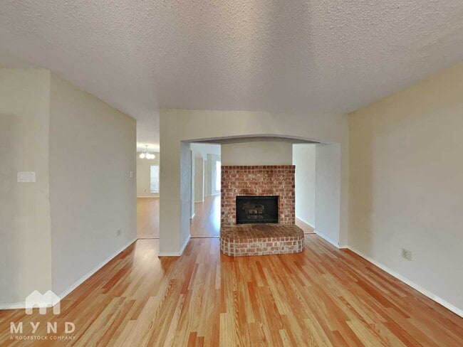 Photo - 3205 Meadowview Dr