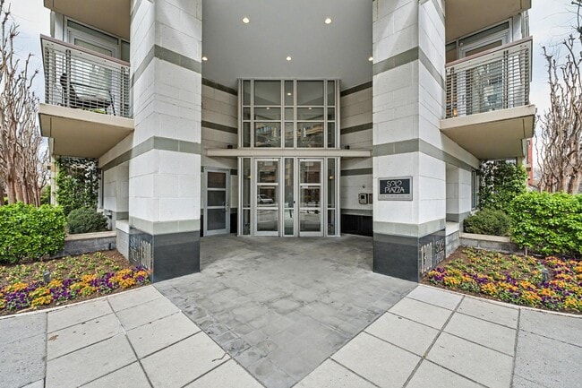 Building Photo - 1300 13th St NW Unit # 603