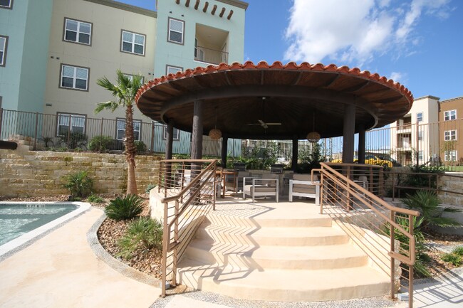 Photo - 6007 Grissom Rd