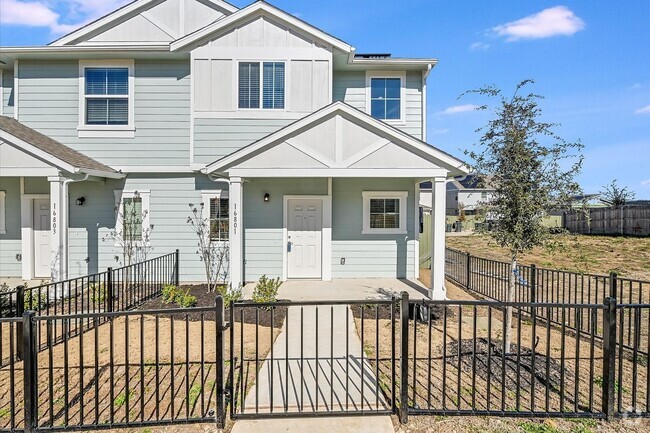 Building Photo - 16801 Radiant Dr Rental