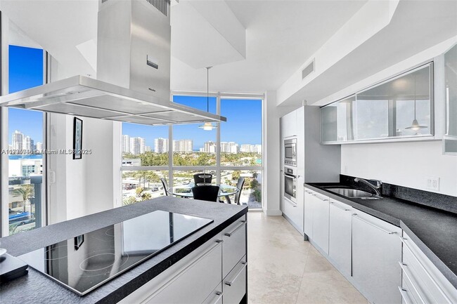 Photo - 18201 Collins Ave Unidad 901 Rental