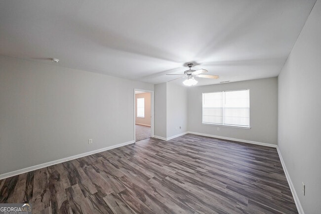 Photo - 703 Stonehaven Cir