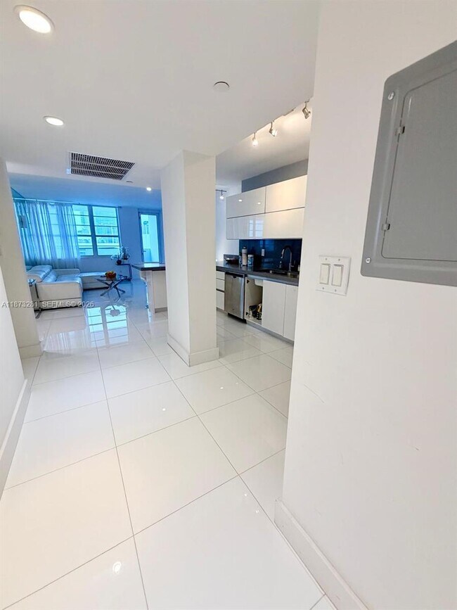 Photo - 100 Lincoln Rd Unit 1504