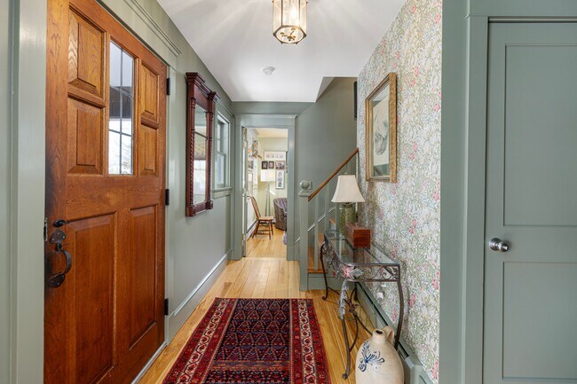 Photo - 68 Sachuest Way