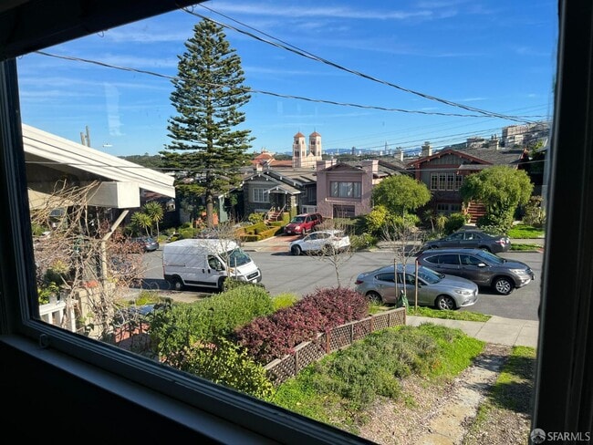 Photo - 1479 16th Ave