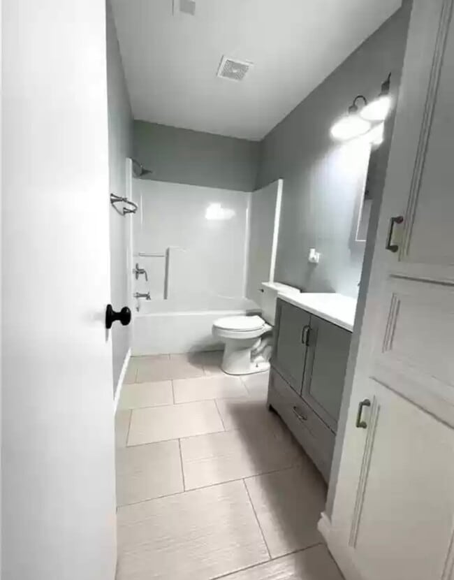 Photo - 3025 Westlake Dr