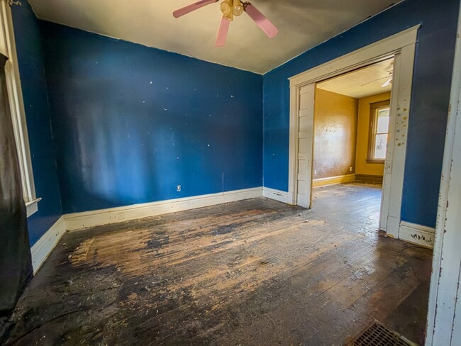 Photo - 1136 Reservoir Ave