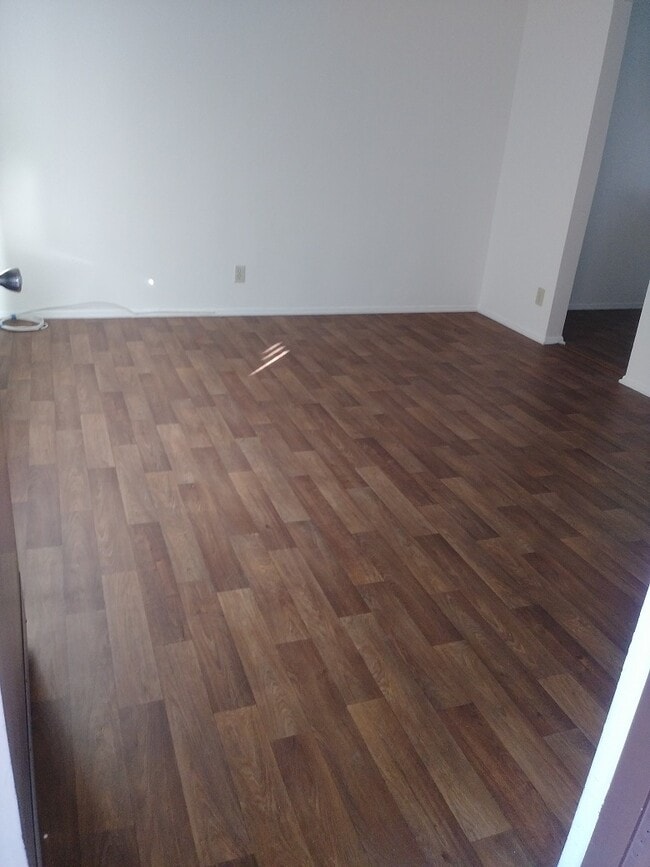 Century West Apartments (1525 Sawtelle Blvd)