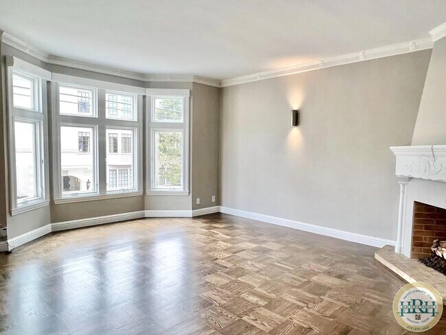 Photo - 2800 Jackson St