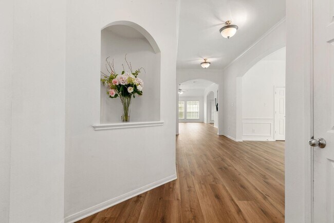 Photo - 2008 Golden Creek Ln