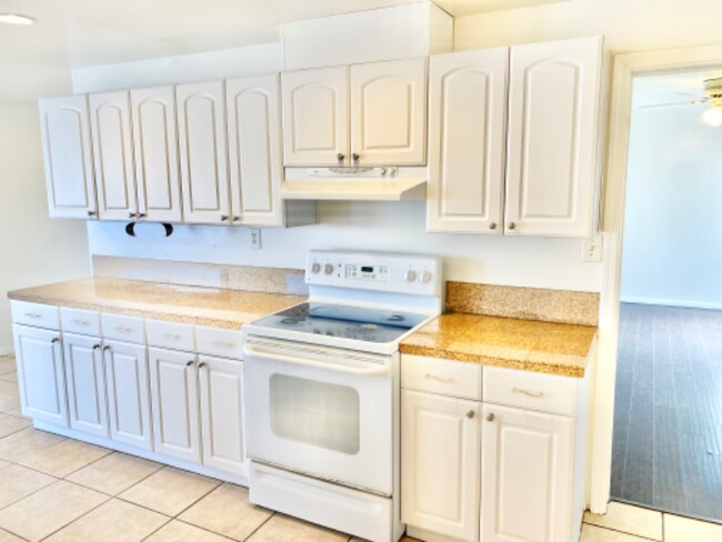 Photo - 1 Valle Vista Rd