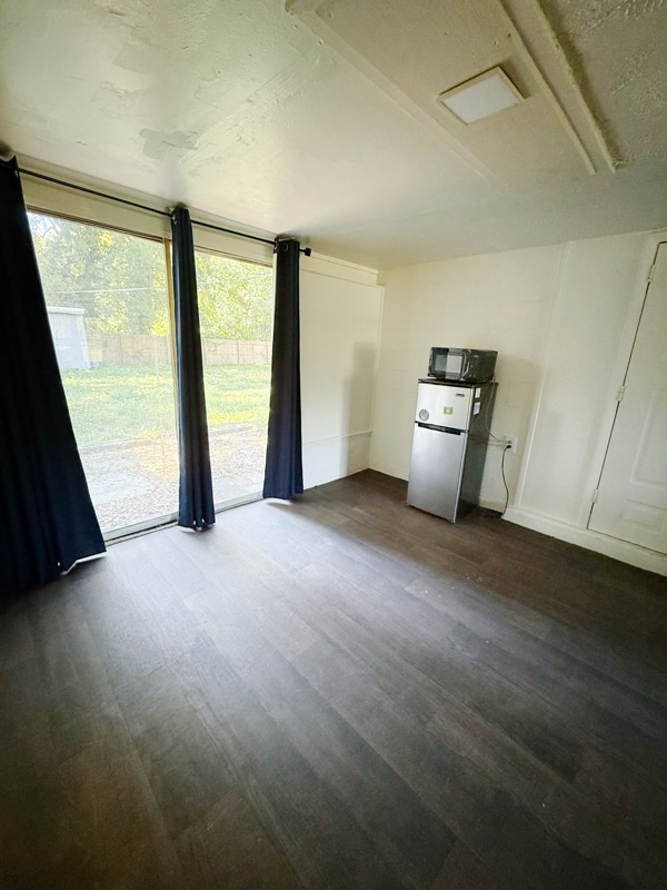 Photo - 9604 4th Ave