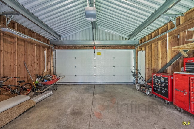 Photo - 6997 Northeast Birch Street