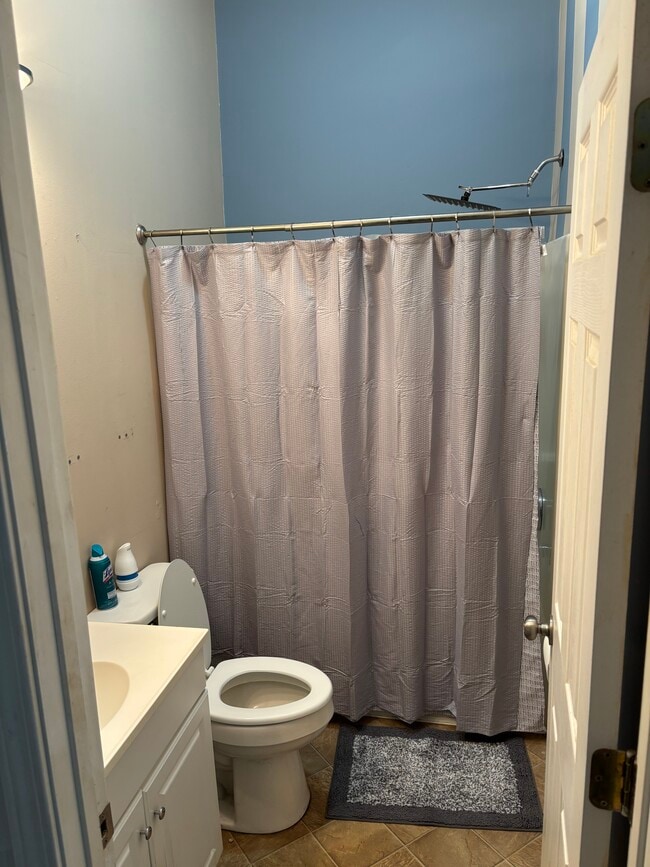 Fotografía del edificio - 147 Lestrade Pl Unidad 147