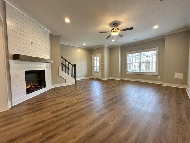 Photo - 7221 Sassafras Wy