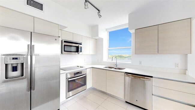 Photo - 4250 Biscayne Blvd Unit 709