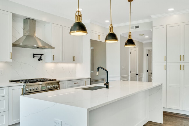 Photo - 128 Longwood Ave Unit U2