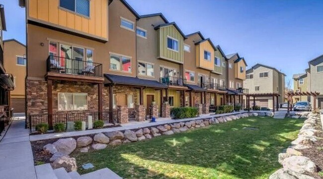Photo - 3744 Prairiewood Drive