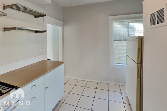 Photo - 1806 Filbert St