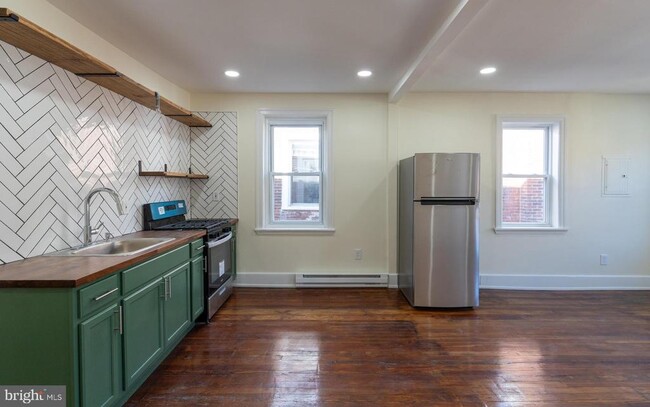 Photo - 5003 Pine St Unit 3RD FL