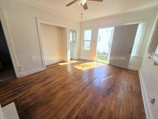 Photo - 2276 W 28th St