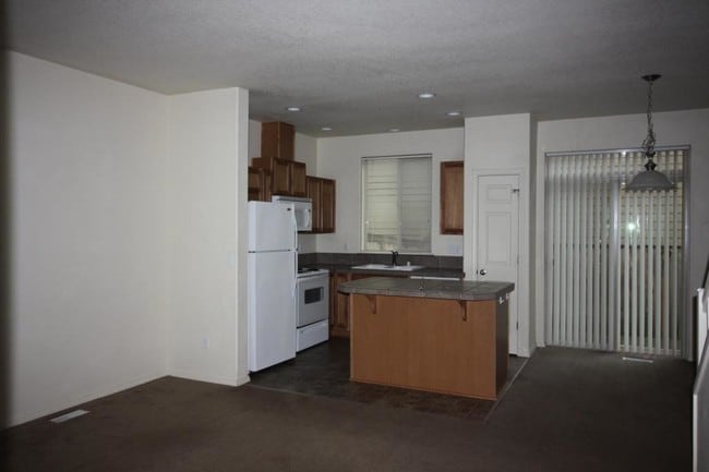 Photo - 13102 NE 26th St