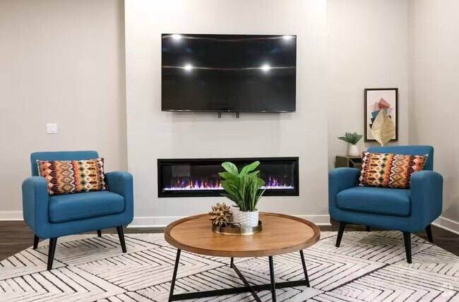 Building Photo - Fully Furnished Modern 3BR Retreat | Penth... Rental