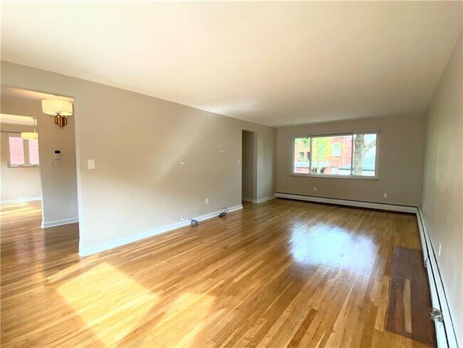 Photo - 307 Roup Ave