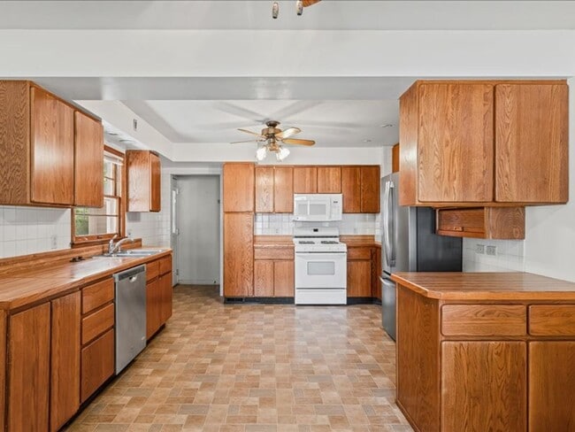 Photo - Spacious 3-Bedroom Home with Oversized Garage Space!