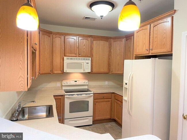 303 Raphael Court Apartment Monroe NJ ForRent com 303 Raphael Court Apartment Monroe NJ ForRent com