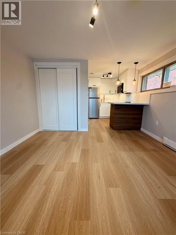 Photo - 5 Fisher Crescent