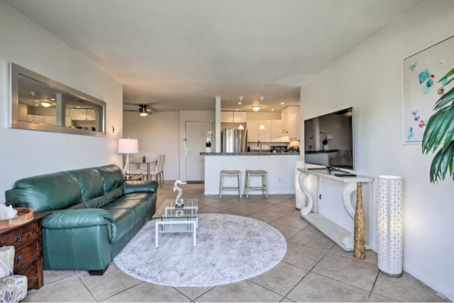 Photo - 4060 Huerfano Ave Unidad 246