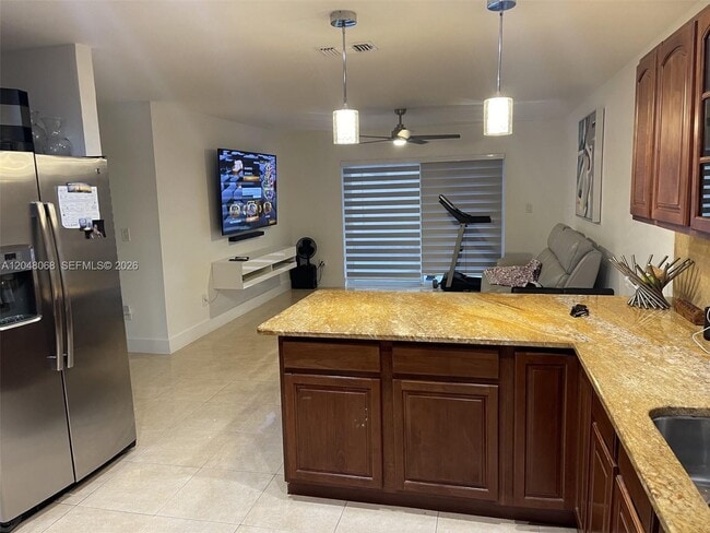 Photo - 1440 SW 118th Ave