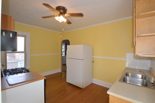 Photo - 57 Berkeley St Unit 2