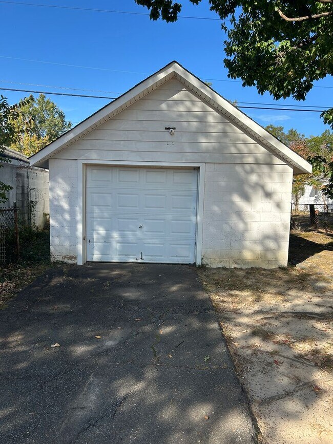Photo - 5 30th St