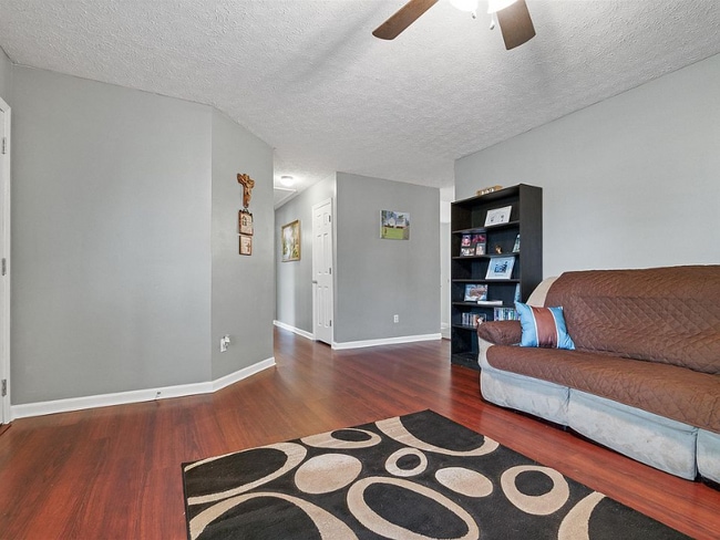 Photo - 793 Summer Hill Ln