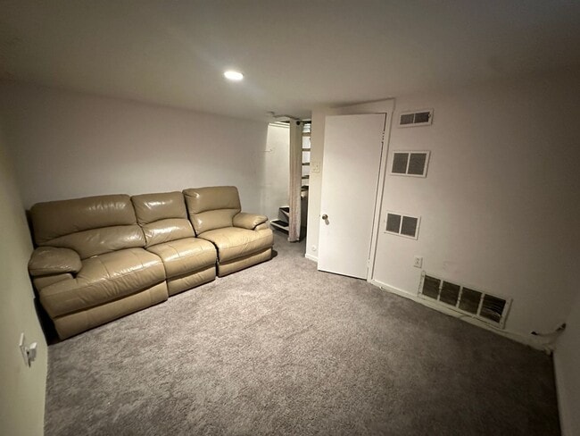 Photo - 2B1B three story town house with finished basement