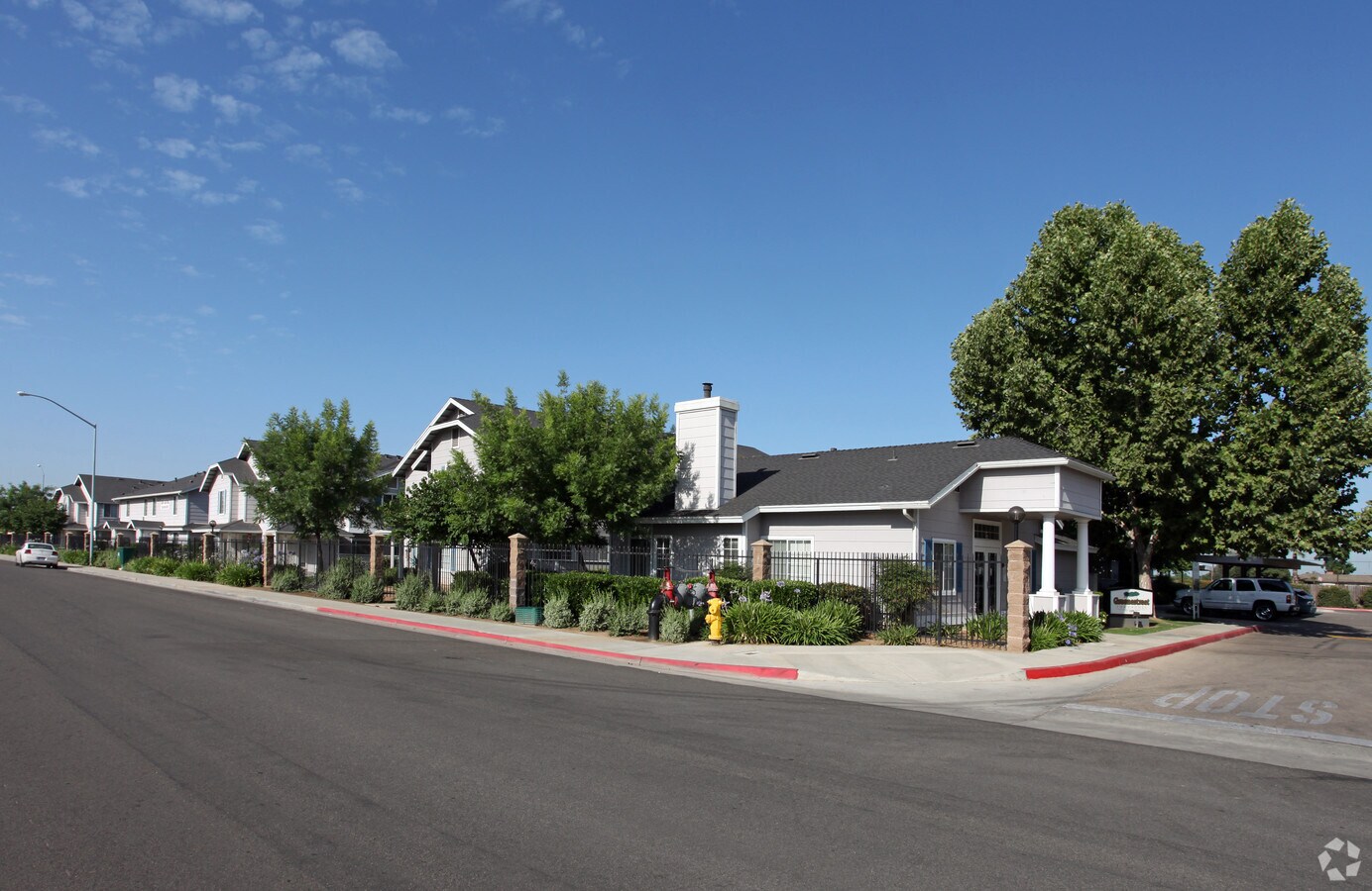 Green Street Townhomes - Green Street Townhomes
